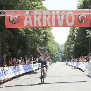 Matteo Raimondi vince per distacco la Granfondo Biella-Oropa 2026 (foto di Marilena Previdi) Matteo Raimondi vince per distacco la Granfondo Biella-Oropa 2026 (foto di Marilena Previdi)