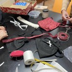 Carnevale di Borgosesia 2026, gadget solidali alla Rua: il ricavato sostiene le attività socio-sanitarie sul territorio