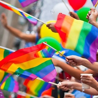 Volontario del Torino Pride aggredito in centro dopo Lovers. Lo Russo: "Nella nostra città non c'è spazio per episodi come questo"