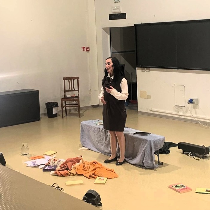 A Valdilana uno spettacolo teatrale per la Giornata della Memoria (foto dalla pagina Facebook di Comune di Valdilana)