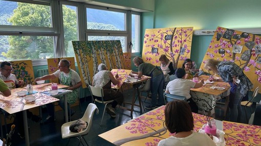 Medici e infermieri diventano artisti: le loro opere colorano gli ospedali Medici e infermieri diventano artisti: le loro opere colorano gli ospedali