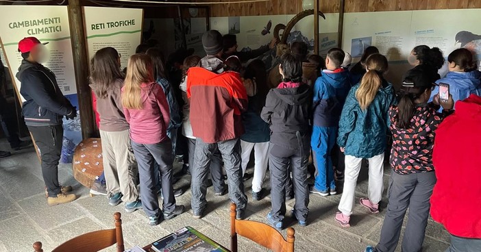 Gli studenti dell’Istituto Achille Boroli alla scoperta delle Aree Protette Gli studenti dell’Istituto Achille Boroli alla scoperta delle Aree Protette