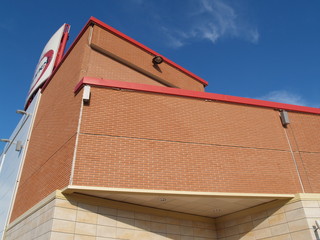 Paramano_matrice_Bennet Vercelli, I Pannelli di Tamponamento prefabbricati, estetica, funzionalità ed innovazione Paramano_matrice_Bennet Vercelli, I Pannelli di Tamponamento prefabbricati, estetica, funzionalità ed innovazione