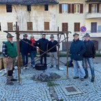 Valduggia, una giornata d’autunno tra ciclamini, castagne e zucche decorate