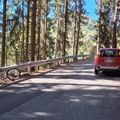 Ciclista ferito in un incidente sulla Panoramica Zegna, è grave all'ospedale di Novara
