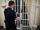 Cellulare nascosto tra gli interruttori: blitz della Penitenziaria nel carcere di Vercelli