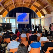 A Gattinara primo incontro tra studenti e Carabinieri: all’Alberghiero un confronto su legalità e istituzioni