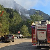 Nuovo fronte di fuoco in località Alpe La Res. Proseguono le operazioni Nuovo fronte di fuoco in località Alpe La Res. Proseguono le operazioni