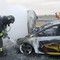 Auto in fiamme sull’A4 Auto in fiamme sull’A4