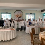 All’IPSSAR “G. Pastore” Varallo-Gattinara una lezione “sul campo”: Negroni, paella e tronchetto di Natale - foto dalla pagina FB di IPSSAR G. PASTORE