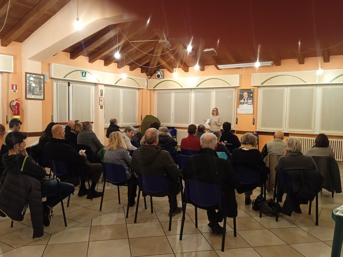 Al Caffè con La Pagina Bianca”: ripartono gli incontri per caregiver di persone con demenza e Alzheimer