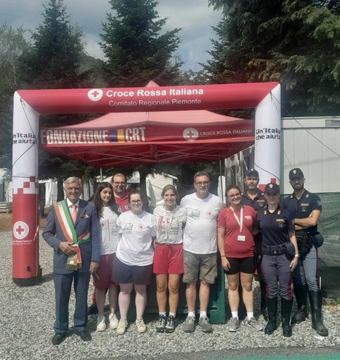 Roccapietra, il sindaco Bondetti in visita al campo CRI “I Care Your Children”