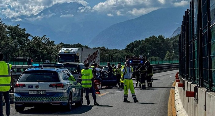Dal nord ovest: Auto in contromano sulla Torino-Bardonecchia: scontro frontale, un morto e 4 feriti