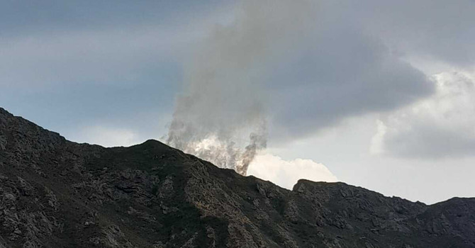 Fulmine scatena un incendio in Valsessera: fiamme ad alta quota sulla Punta delle Camosce Fulmine scatena un incendio in Valsessera: fiamme ad alta quota sulla Punta delle Camosce