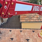 Borgosesia, incendio al camino in via Salvo D’Acquisto: intervento dei Vigili del Fuoco nella mattinata del 17 marzo