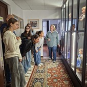 Fobello, inaugurata al Museo del Puncetto l’esposizione di bambole in abiti tradizionali