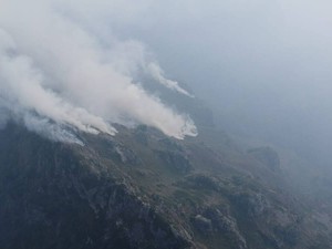 Incendi in Valsesia, a Doccio un riconoscimento agli “angeli del fuoco”