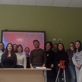 Dal laboratorio alla legalità: al Liceo Ferrari di Borgosesia due incontri tra scienza e educazione civica Dal laboratorio alla legalità: al Liceo Ferrari di Borgosesia due incontri tra scienza e educazione civica