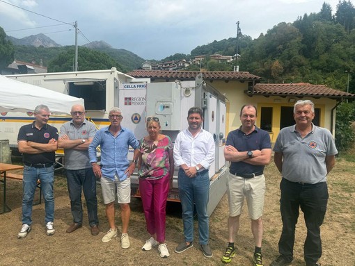 Incendio Monte Barone, a Coggiola una base logistica: 130 pasti al giorno. Cappio: "L'unione fa la forza"