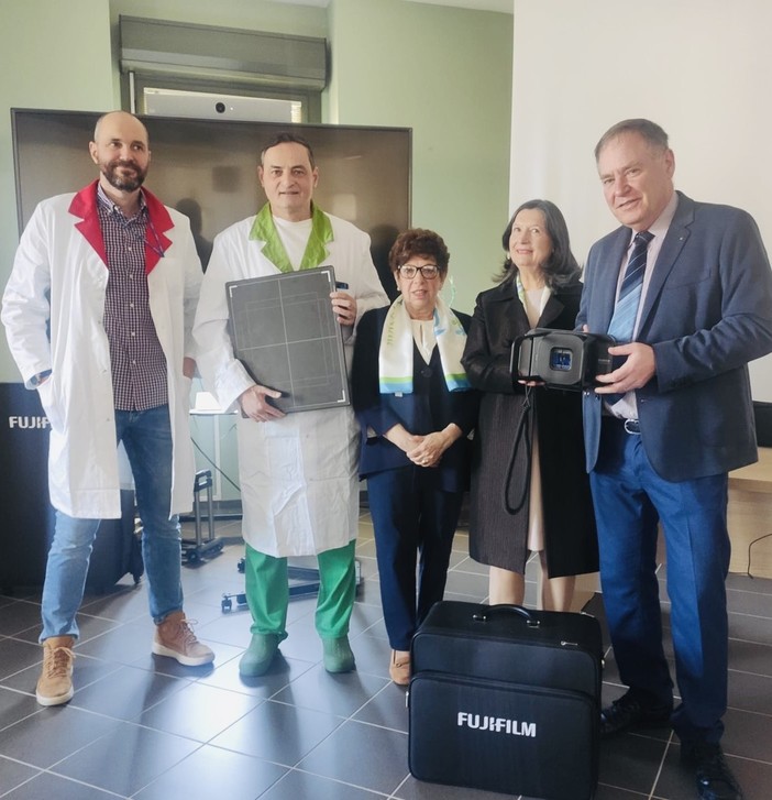 Borgosesia: inaugurato apparecchio per radiologia mobile