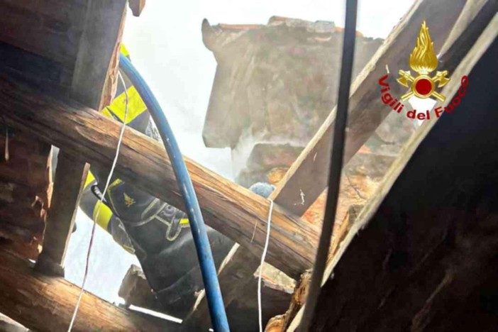 Volete sapere il motivo per cui, molto spesso, bruciano i tetti? Volete sapere il motivo per cui, molto spesso, bruciano i tetti?