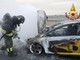 Auto in fiamme sull’A4