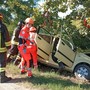 Esce di strada con l'auto sulla SP36 a Lamporo: morto il conducente
