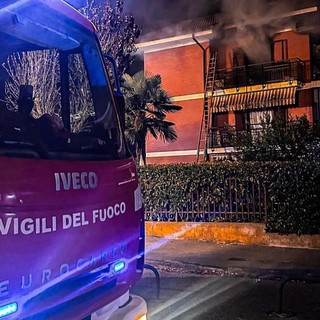 Dal Nord/Ovest, incendio in un edificio residenziale di Rivalta: muore una ragazza di 28 anni