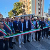 Gattinara, folla in centro per il taglio del nastro: inaugurata LUVA®  2025