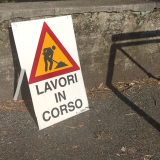Proseguono i lavori sulla SP 236 “Crevacuore – Sostegno”: prorogata la circolazione a senso unico alternato