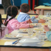 Serravalle Sesia, mensa scolastica: riduzione del costo del buono pasto