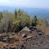 Incendio Monte Barone, dopo 18 giorni il rogo è estinto: "Una battaglia estenuante" Incendio Monte Barone, dopo 18 giorni il rogo è estinto: "Una battaglia estenuante"