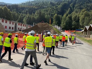 Mera, avanzano i lavori della nuova cabinovia: Gilardino in sopralluogo alla stazione di monte Mera, avanzano i lavori della nuova cabinovia: Gilardino in sopralluogo alla stazione di monte