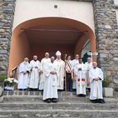 Valdilana in festa per il patrono San Bernardo, presente anche il vescovo Farinella (foto dalla pagina Facebook di comune di Valdilana)