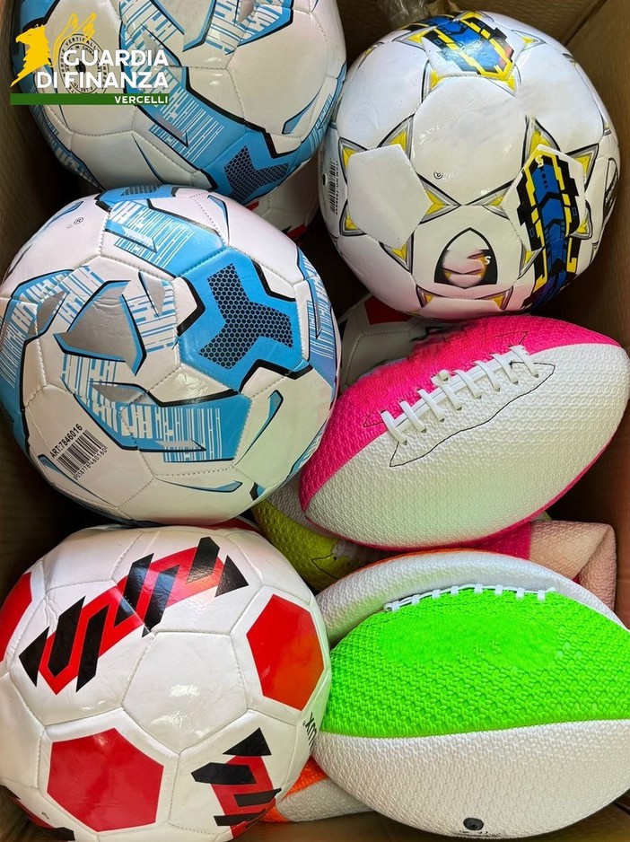 Sequestrati oltre 7.700 prodotti non conformi e sanzioni per acquisti di merce contraffatta online