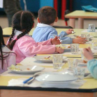 Serravalle Sesia, mensa scolastica: riduzione del costo del buono pasto