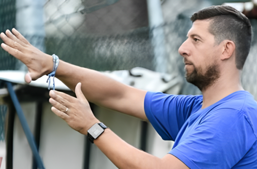 Borgosesia Calcio da un benvenuto al nuovo mister Roberto Cretaz. Borgosesia Calcio da un benvenuto al nuovo mister Roberto Cretaz.