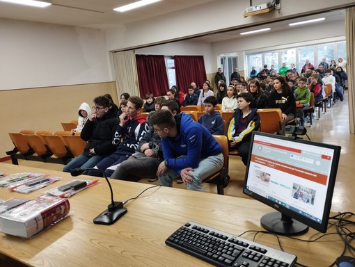 L’ITT Lirelli ospita i Giochi matematici Sabato 80 studenti alle prese con le prove