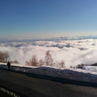 Conto alla rovescia per la ciaspolata sotto le stelle al Bocchetto Sessera (foto di repertorio)