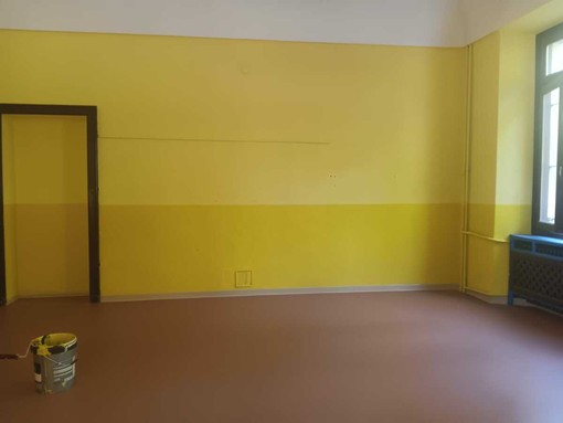 Portula, nuovi pavimenti per la scuola dell’infanzia: in campo anche il sindaco Calcia Ros e la consigliere Scalcon Portula, nuovi pavimenti per la scuola dell’infanzia: in campo anche il sindaco Calcia Ros e la consigliere Scalcon