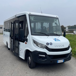 Borgosesia potenzia il trasporto pubblico: nuovo mezzo più capiente e accessibile anche ai disabili