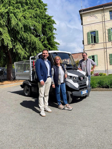 Gattinara riorganizza la pulizia urbana: gestione diretta, nuovi cestini e un mezzo elettrico per il decoro della città