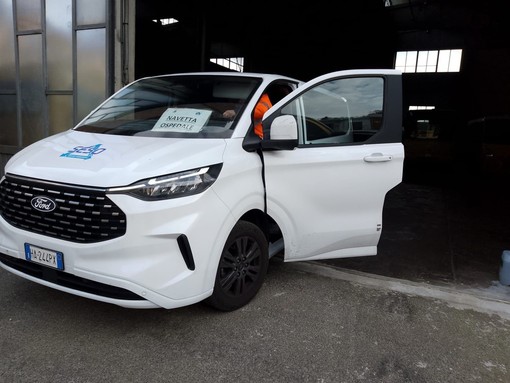 Borgosesia, il servizio navetta prosegue regolarmente: in funzione tre mezzi da 9 posti