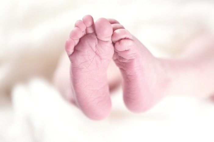 Valsesia, sempre meno culle: in dieci anni la natalità è diminuita
