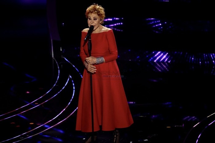 Ornella Vanoni, voce eterna: da Sanremo al primato al Premio Tenco, la donna che ha cambiato la musica italiana
