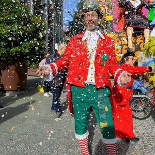 Il Peru, maschera di Borgosesia (foto FrozenLight pubblicata sulla pagina Facebook Carnevale di Borgosesia)