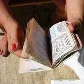 Non solo Rossi e Bianchi: ecco i cognomi più diffusi a Torino e in Piemonte (e il motivo è curioso)