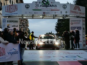 Biella, emozioni e spettacolo: è partito il Rally Lana 2026 (foto di Davide Finatti in esclusiva per Newsbiella.it)