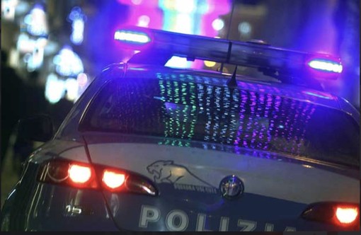 Dal vercellese: Litiga con il fratello e cerca di gettarsi sotto un'auto in via Trino