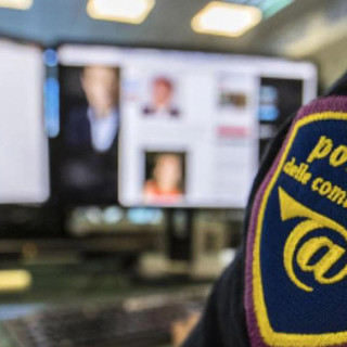 Dal novarese: "Spogliava" le foto con l'intelligenza artificiale e le pubblicava online: arrestato un novarese